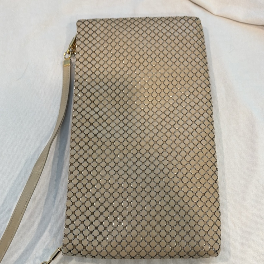 Whiting and Davis beige mesh zip closure convertible crossbody bag - Picture 12 of 14